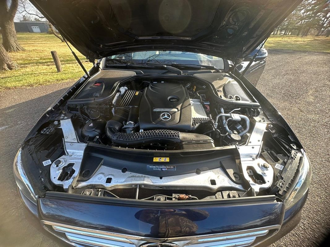 Used 2019 Mercedes-Benz E 300 4MATIC w/ Premium 1 Package image 6