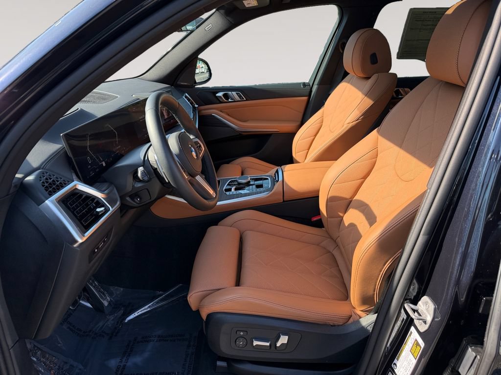 Certified 2025 BMW X5 xDrive40i w/ M Sport Package AWD/4WD image 9