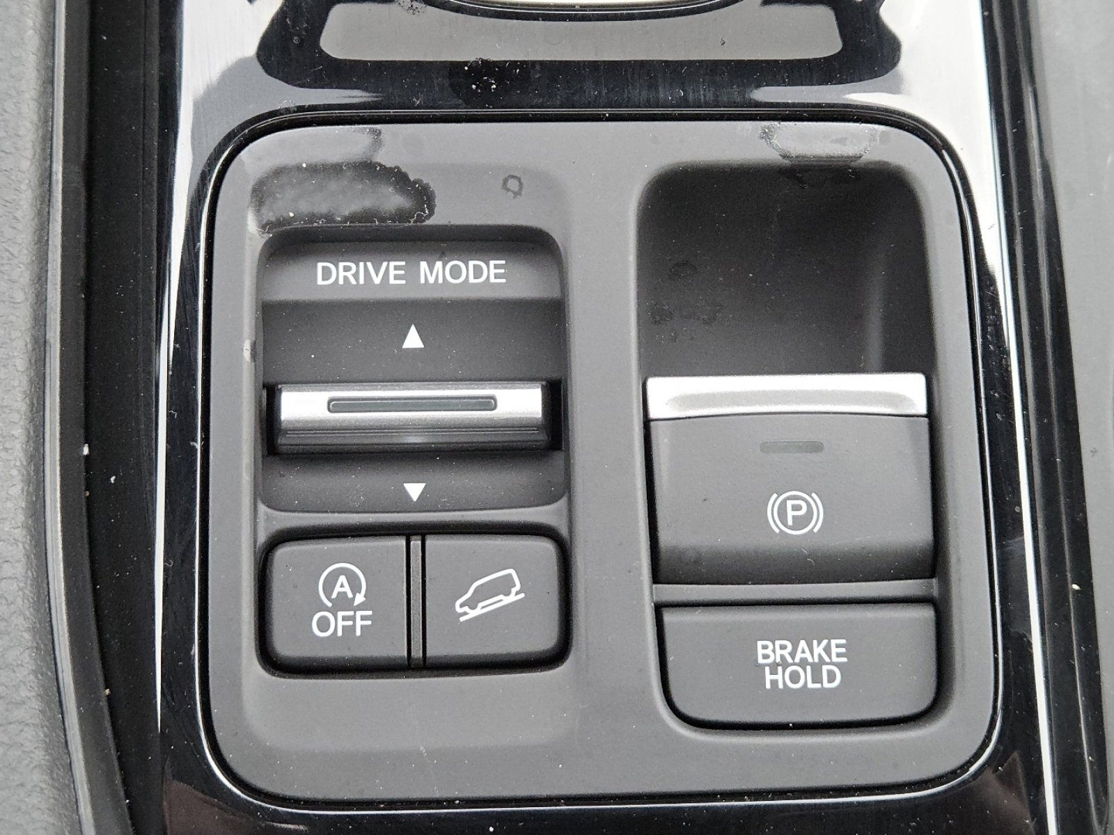 Used 2025 Honda Pilot Black Edition image 32