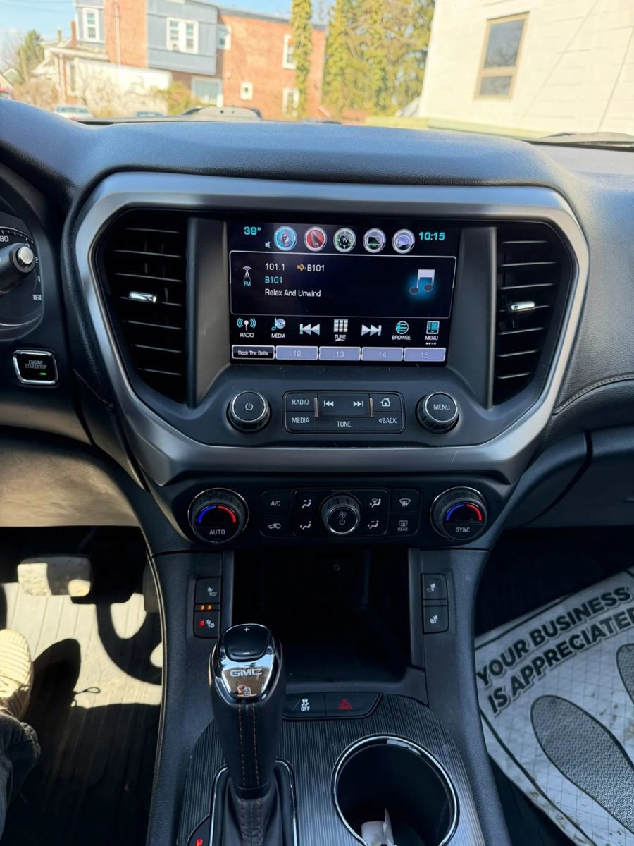 Used 2019 GMC Acadia SLT image 5