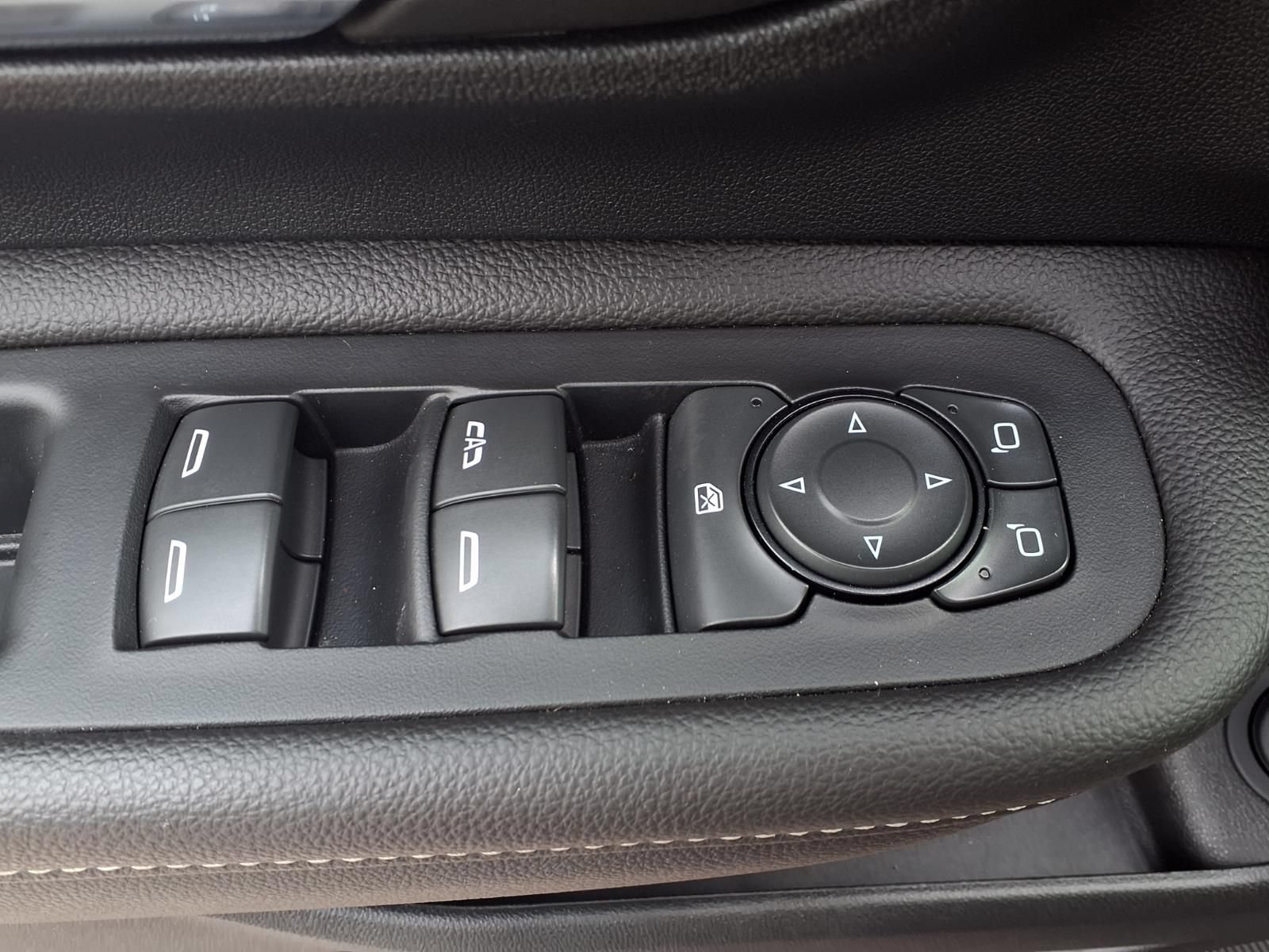 Used 2023 GMC Terrain Denali AWD/4WD image 12