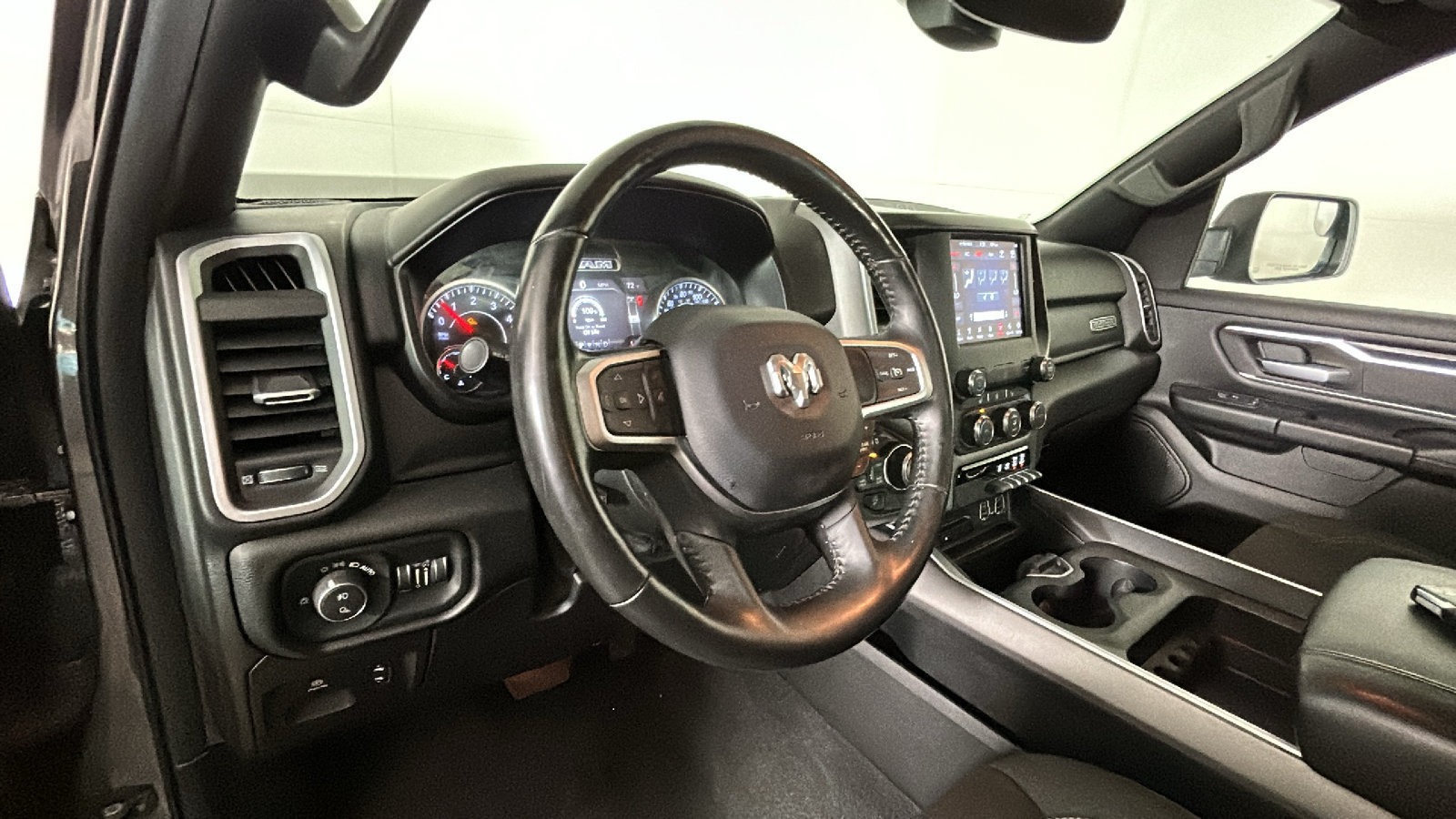 Used 2019 RAM 1500 Big Horn AWD/4WD image 15