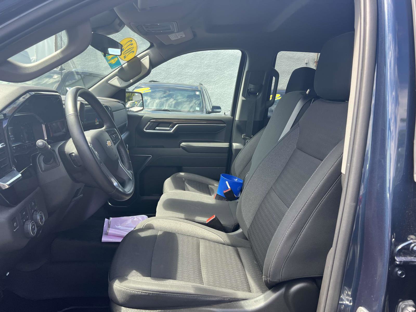 Used 2022 Chevrolet Silverado 1500 LT image 13