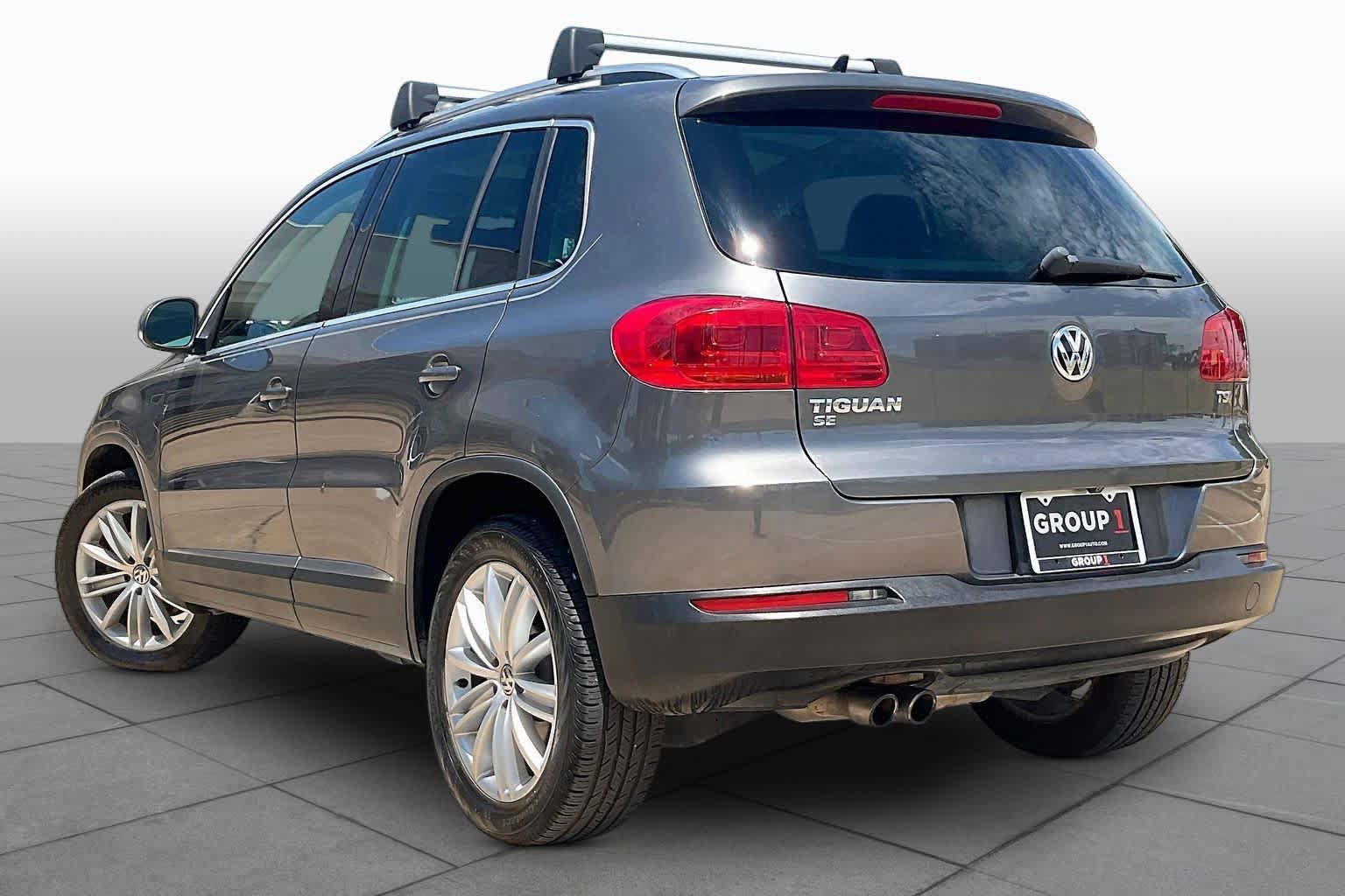 Used 2016 Volkswagen Tiguan SE FWD image 12