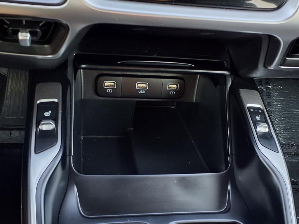 Used 2021 Kia Sorento S w/ Panoramic Sunroof Package image 22