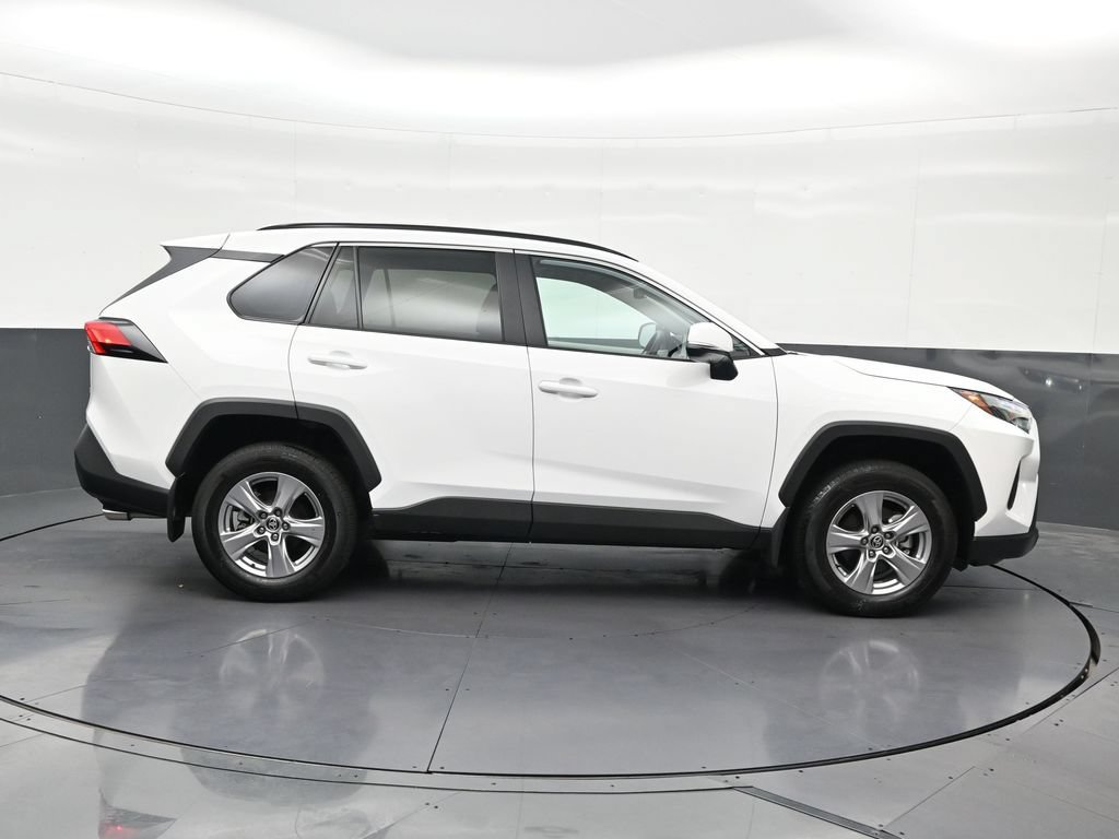 Used 2025 Toyota RAV4 XLE w/ Convenience Package FWD image 7