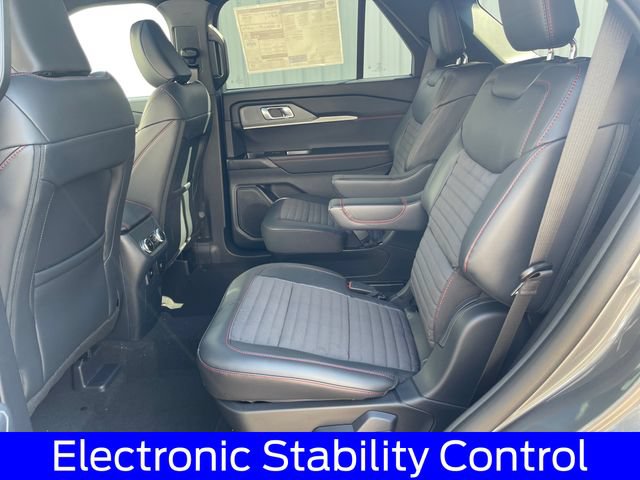New 2026 Ford Explorer ST-Line w/ ST-Line Street Pack AWD/4WD image 27