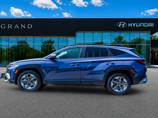 Used 2025 Hyundai Tucson SEL AWD/4WD image 2