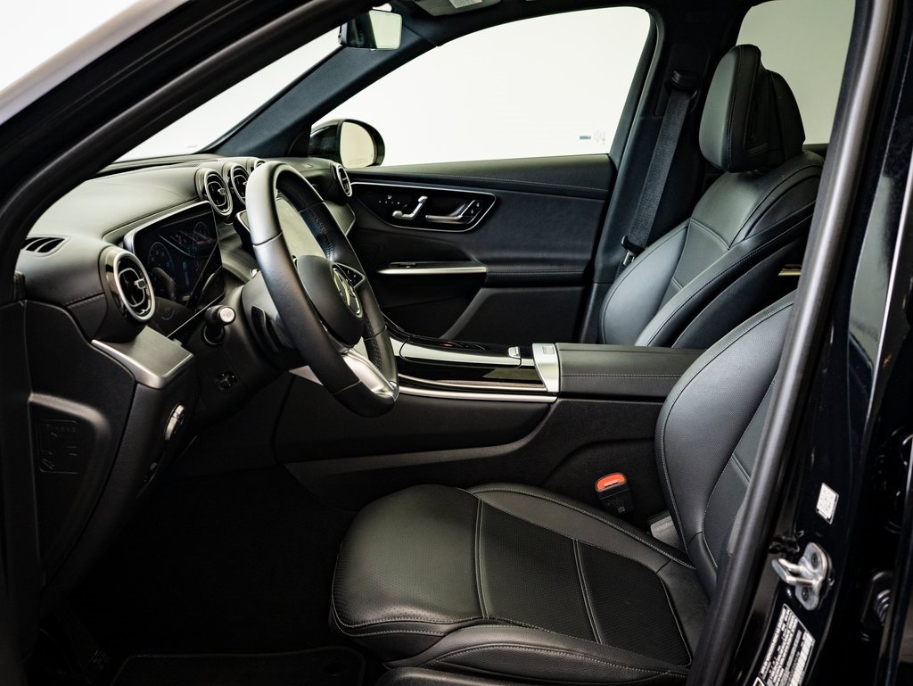 Certified 2025 Mercedes-Benz GLC 300 4MATIC image 19