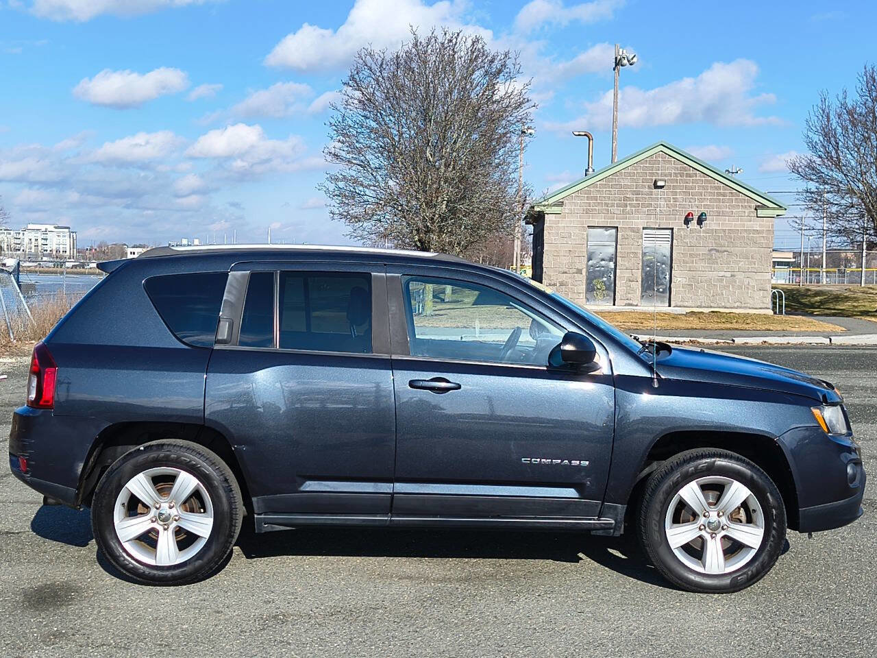Used 2016 Jeep Compass Sport w/ Power Value Group image 8