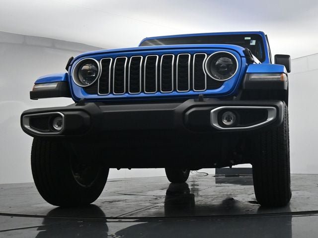 Used 2025 Jeep Wrangler Unlimited Sahara AWD/4WD image 33