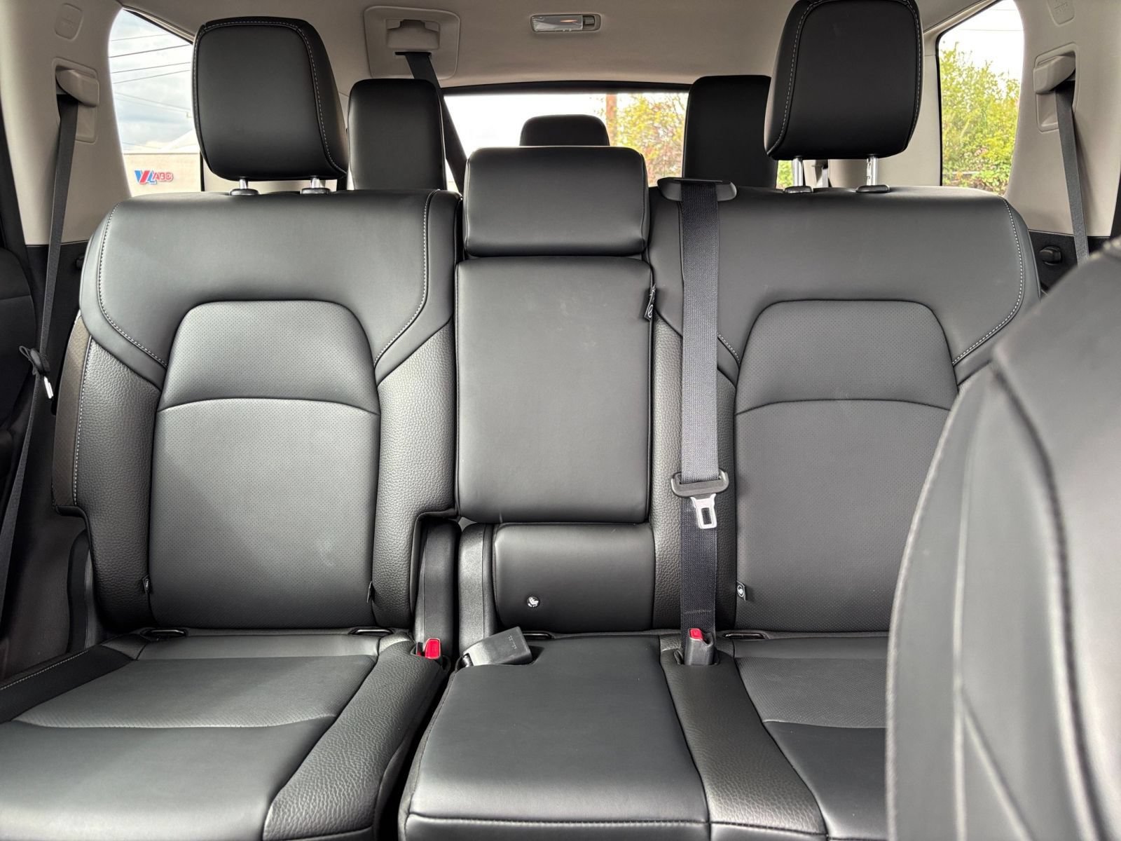 Used 2026 Nissan Pathfinder SL FWD image 40