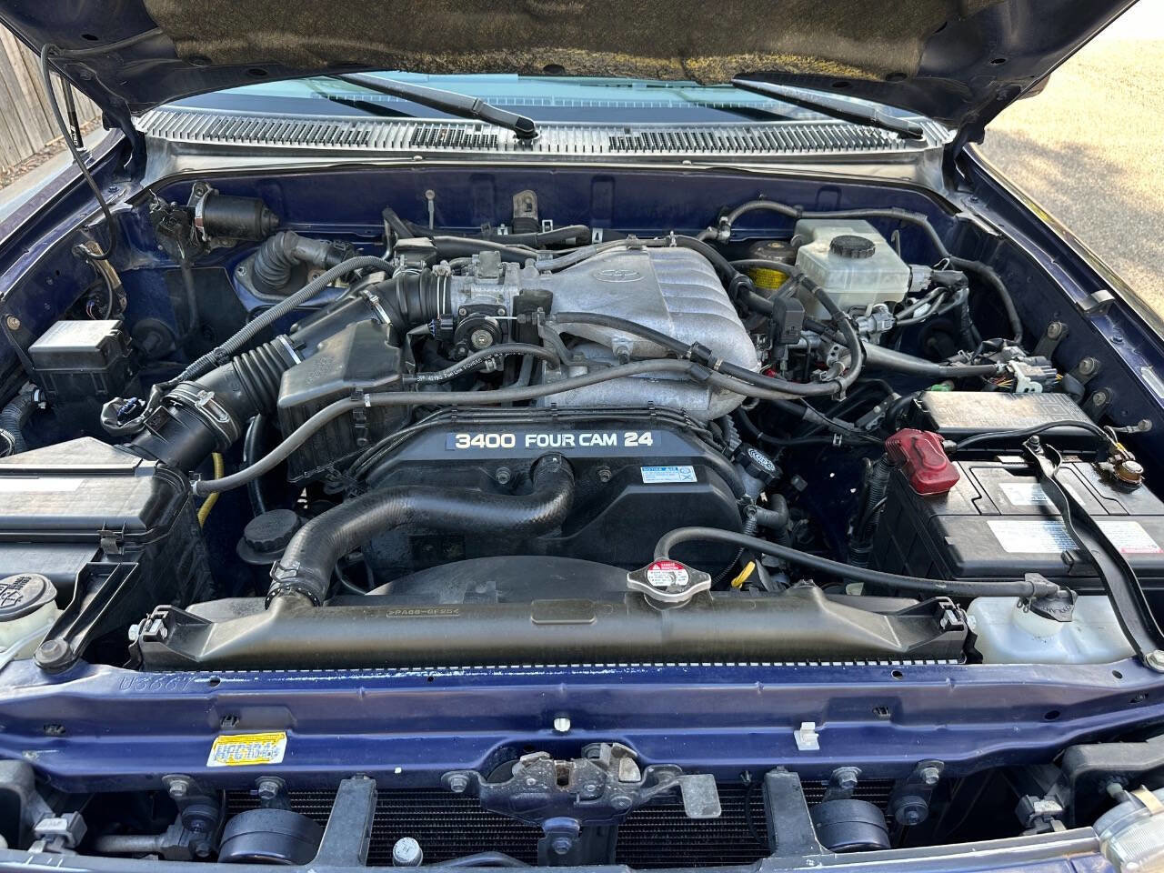 Used 2001 Toyota 4Runner SR5 image 32