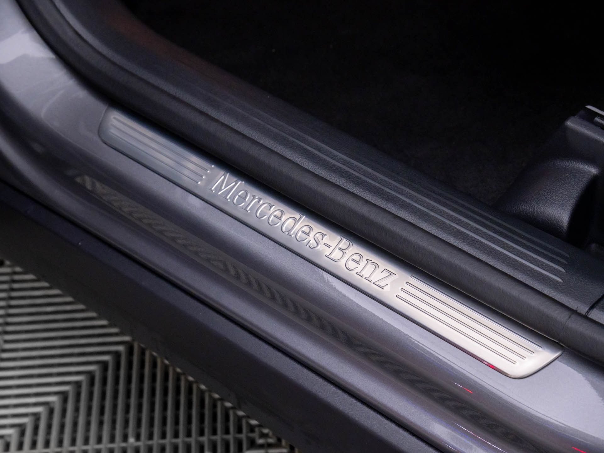 New 2026 Mercedes-Benz GLB 250 4MATIC image 16