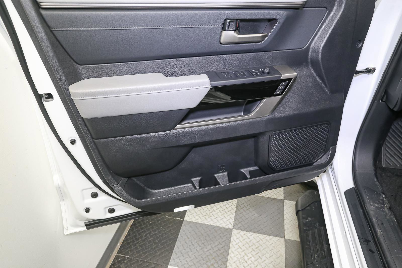 Used 2022 Toyota Tundra Limited image 36