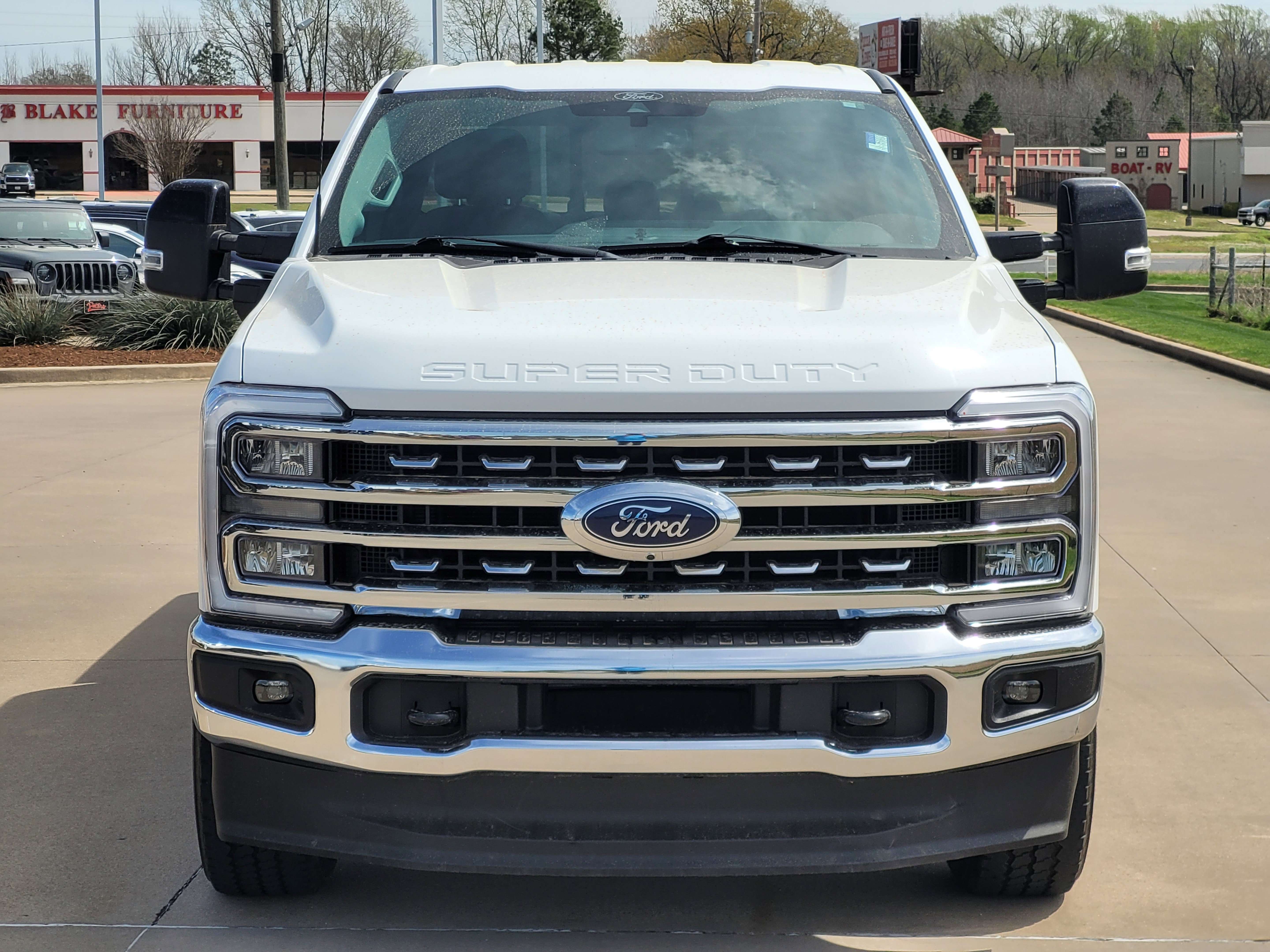 Used 2024 Ford F250 Lariat w/ FX4 Off-Road Package image 2