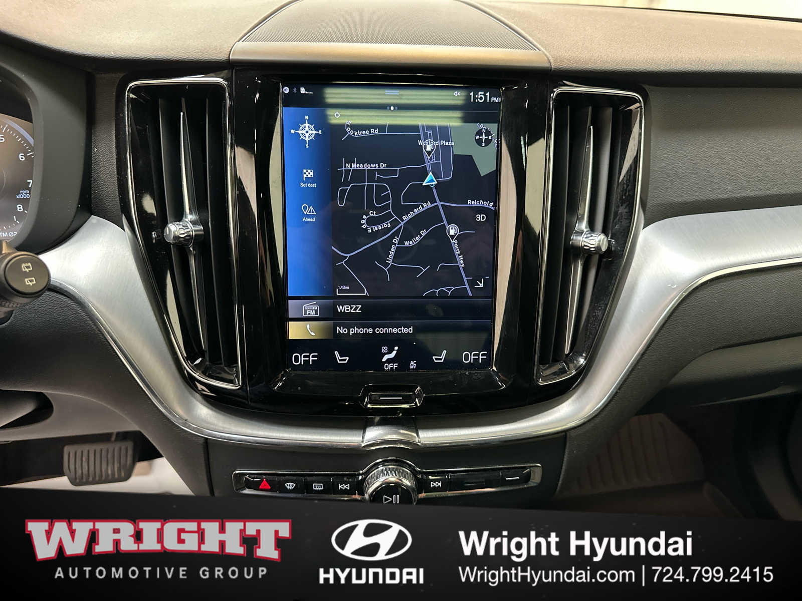 Used 2018 Volvo XC60 T5 Momentum w/ Convenience Package image 25