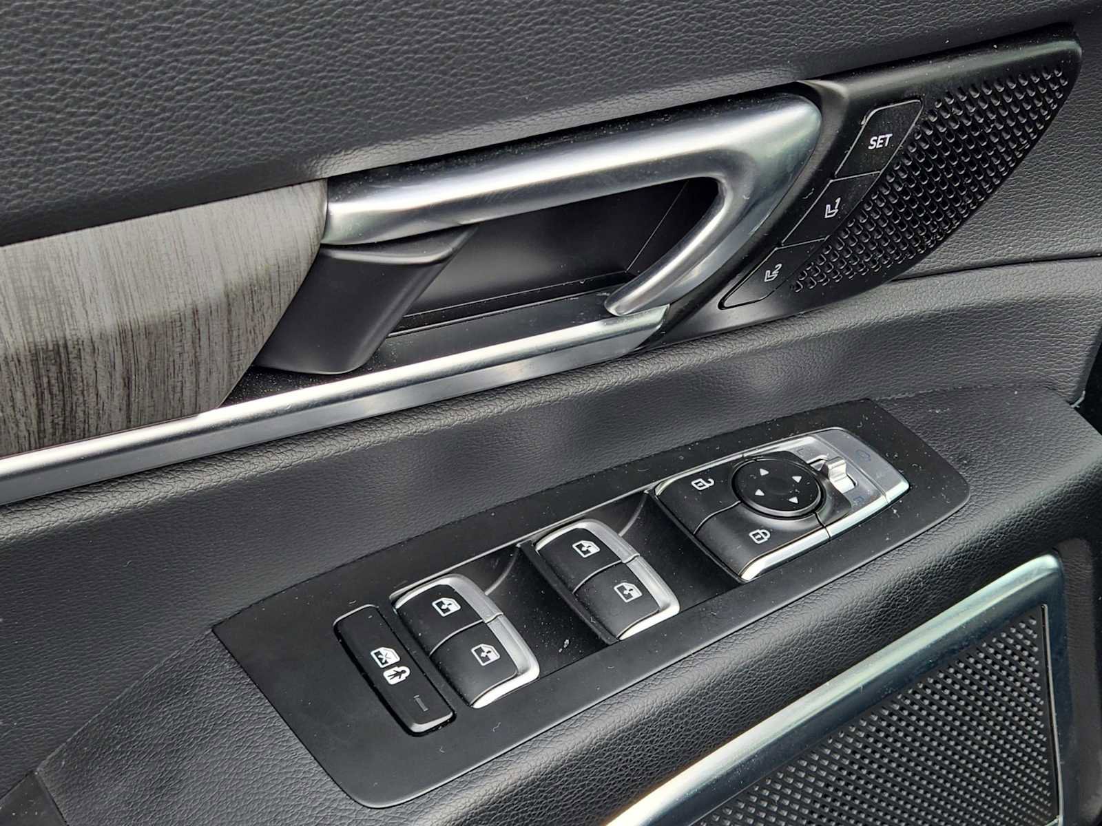 Used 2024 Kia Telluride SX w/ Towing Package image 43