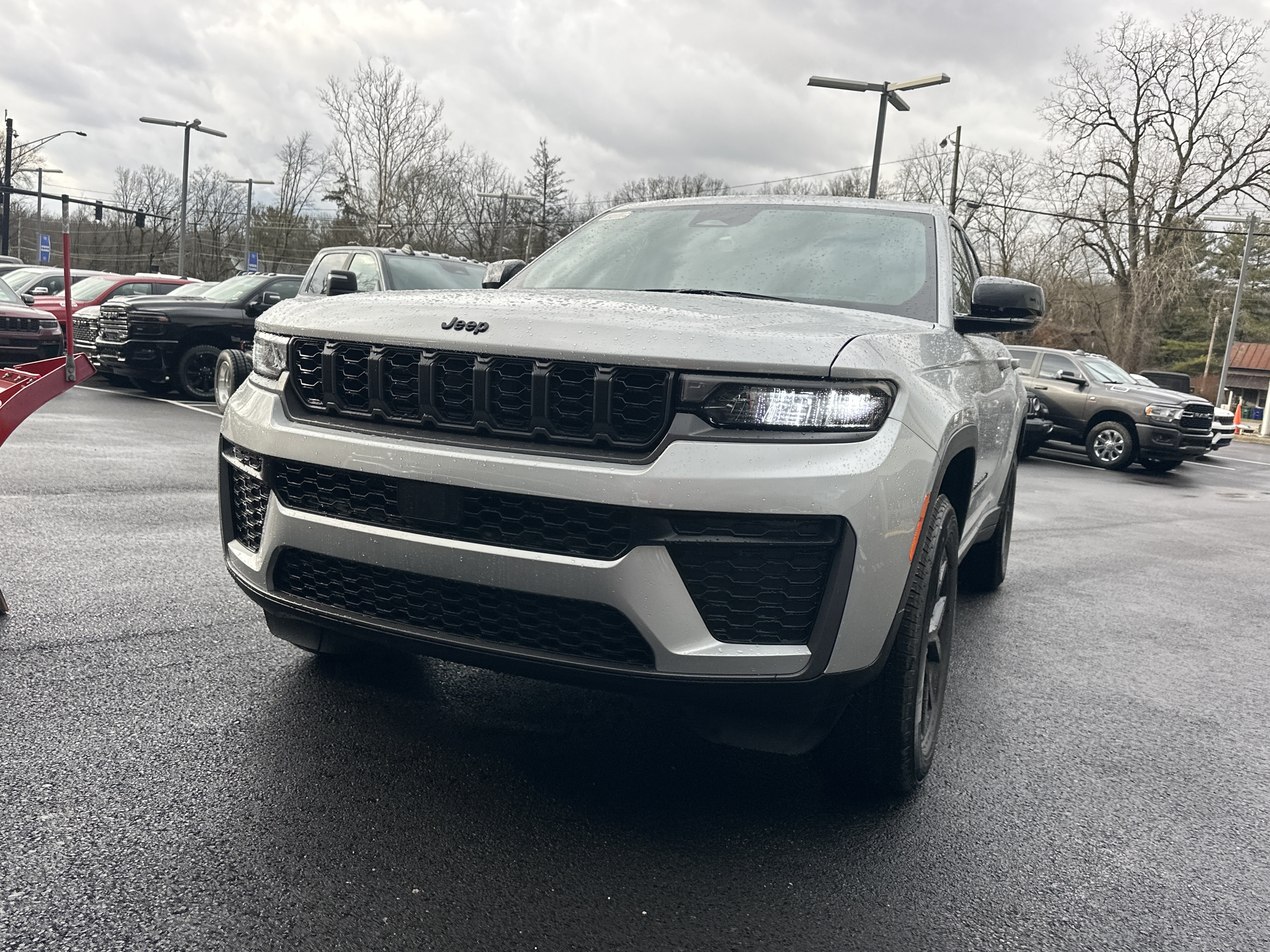 New 2026 Jeep Grand Cherokee Altitude AWD/4WD image 22