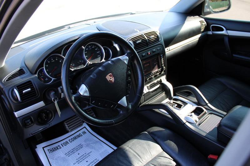 Used 2005 Porsche Cayenne S image 12