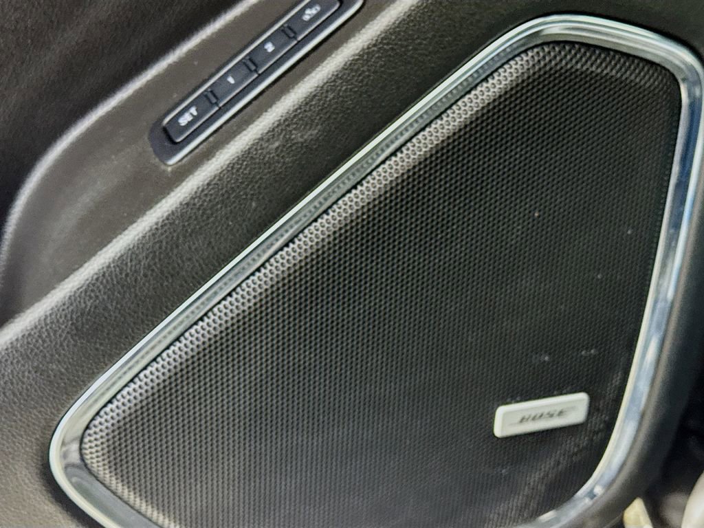 Used 2015 Chevrolet Suburban LT w/ Luxury Package image 23