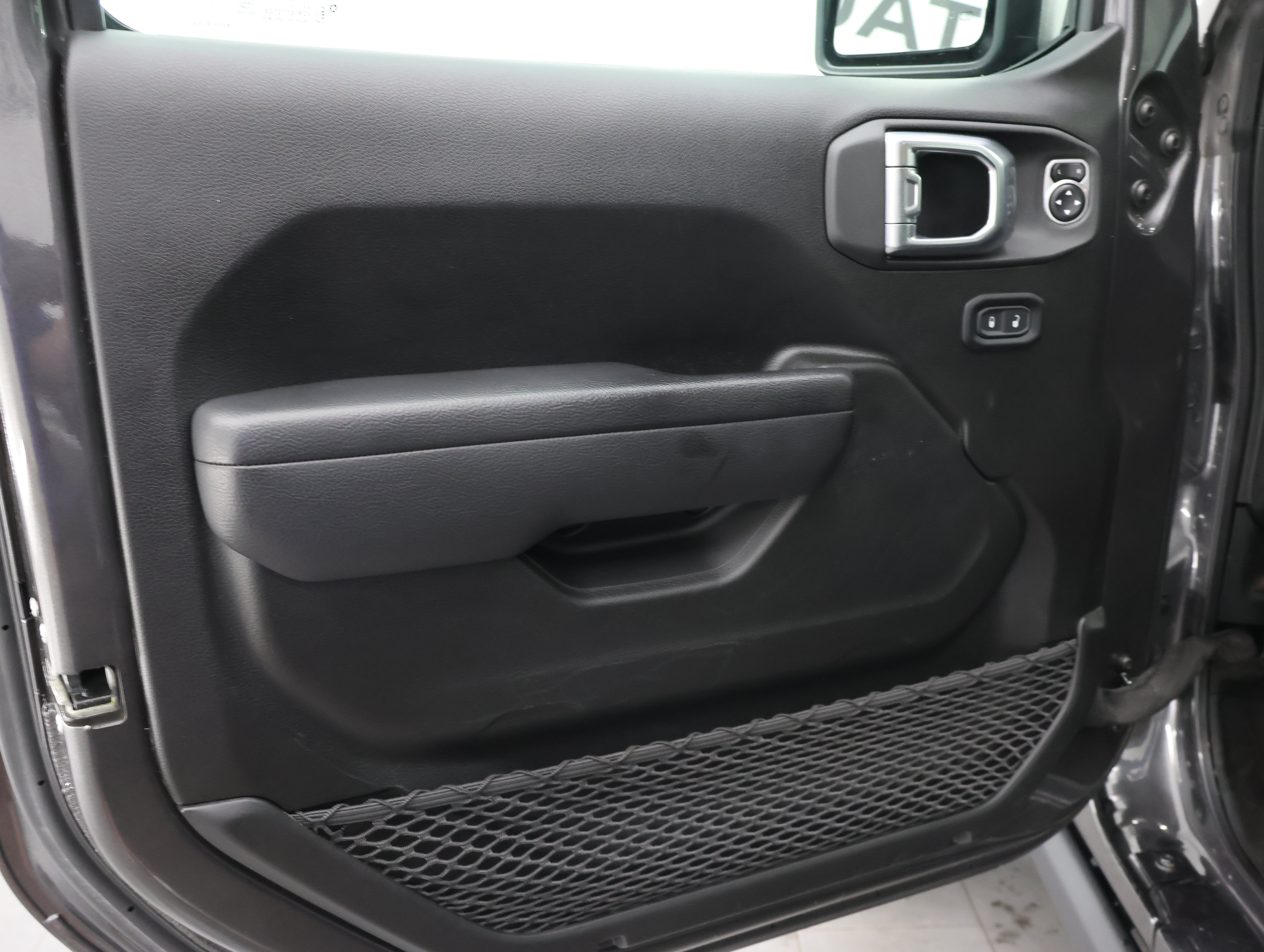 Used 2023 Jeep Gladiator Sport AWD/4WD image 38