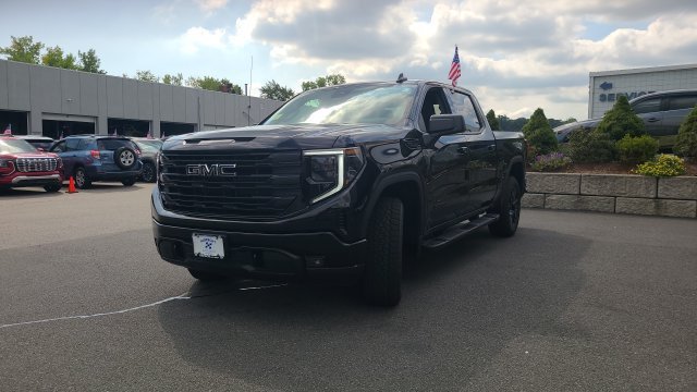 New 2026 GMC Sierra 1500 Elevation w/ LPO, Elevation Black Package AWD/4WD image 3