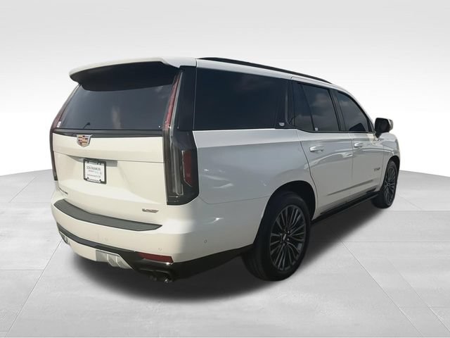 Used 2023 Cadillac Escalade V w/ Heavy-Duty Trailer Package AWD/4WD image 8