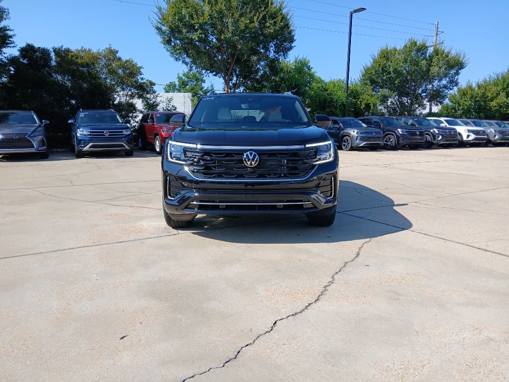New 2026 Volkswagen Atlas Cross Sport SEL Premium R-Line AWD/4WD image 2