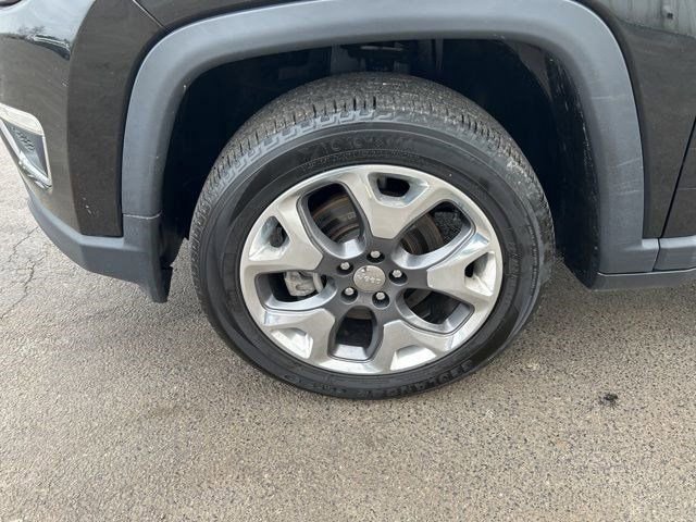 Used 2020 Jeep Compass Limited image 42