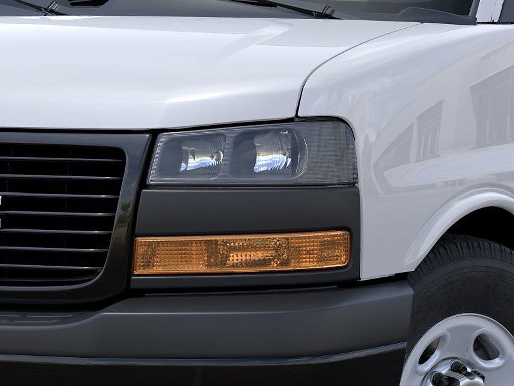 New 2026 GMC Savana 2500 image 10