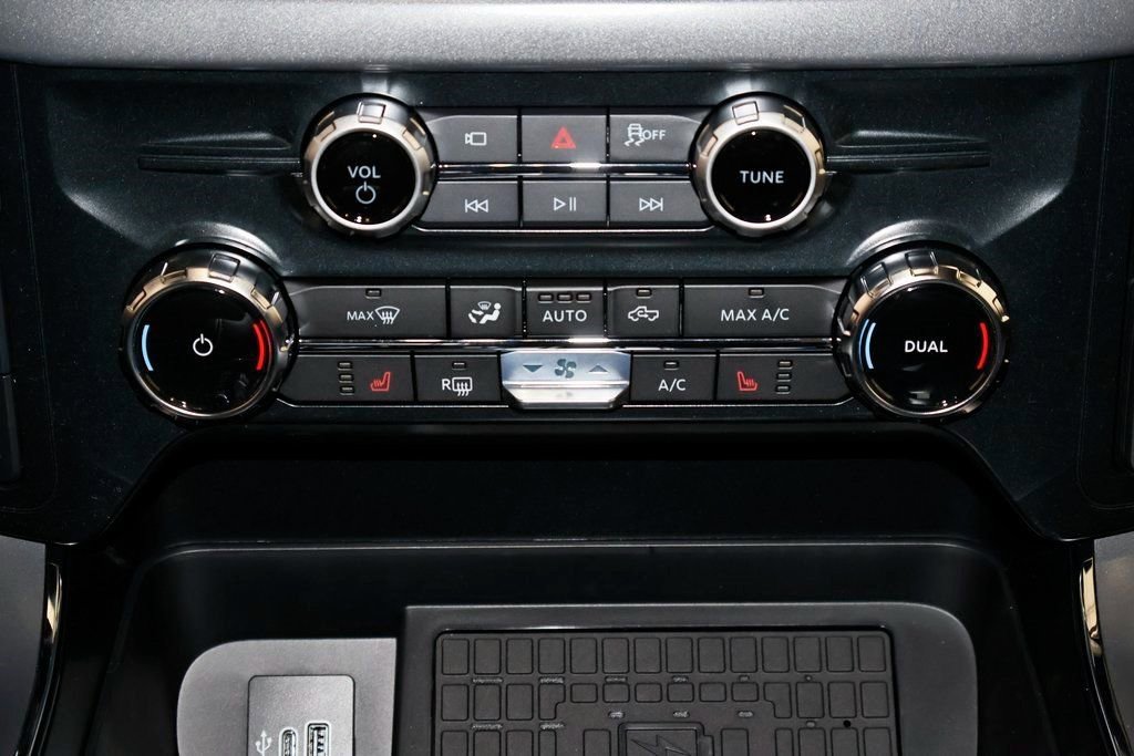 New 2025 Ford F150 XLT w/ Equipment Group 303A High image 25