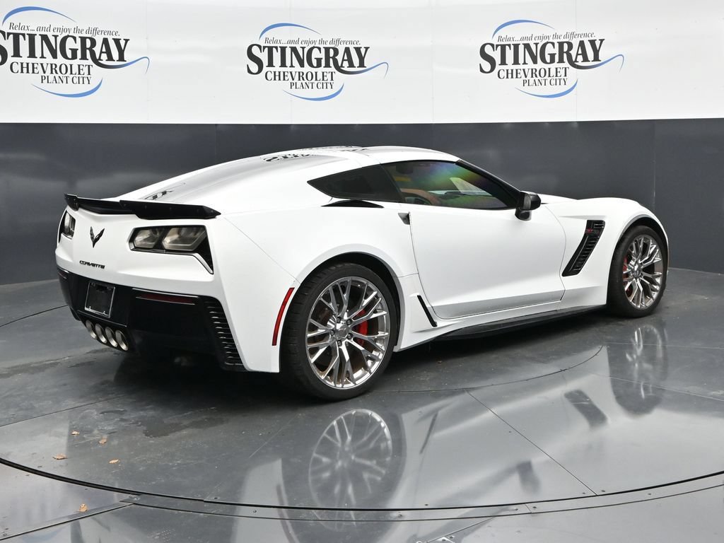 Used 2018 Chevrolet Corvette Z06 RWD image 7
