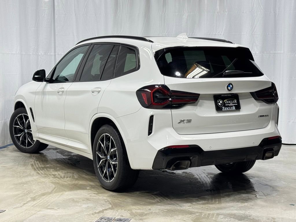 Certified 2024 BMW X3 xDrive30i w/ Premium Package image 4