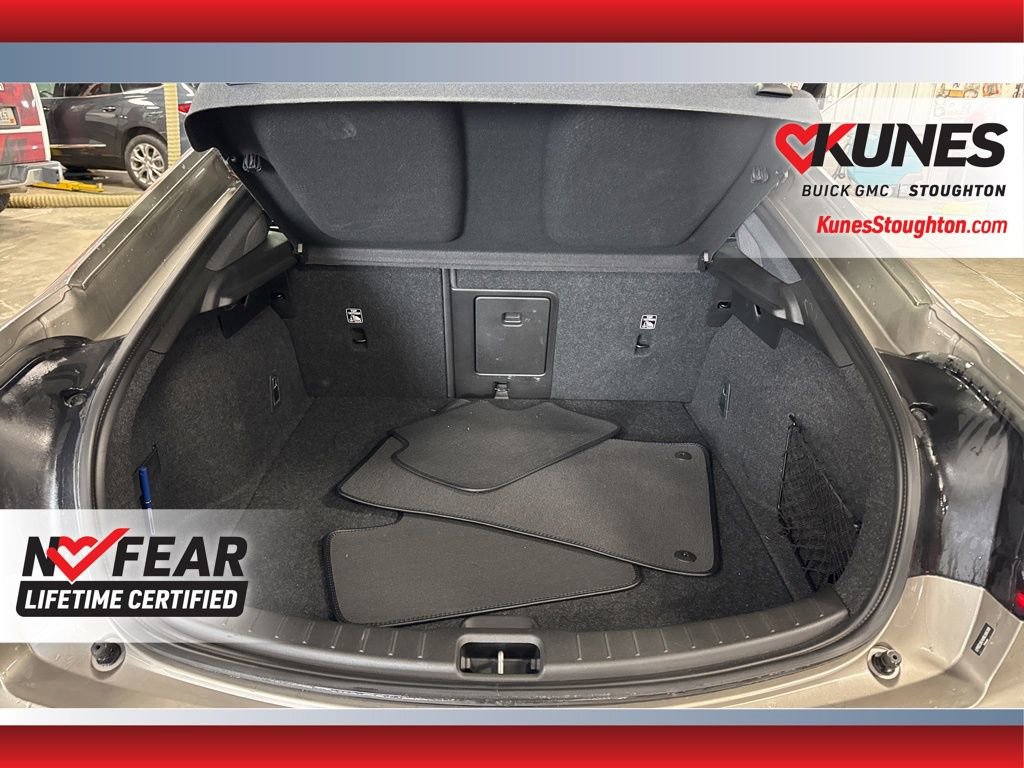 Used 2022 Polestar Polestar 2 w/ Performance Package image 17