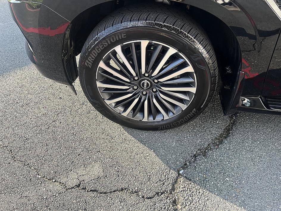 Certified 2025 Nissan Armada Platinum Reserve AWD/4WD image 9