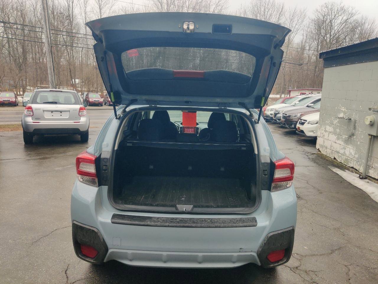 Used 2019 Subaru Crosstrek 2.0i Premium w/ Eyesight System image 13