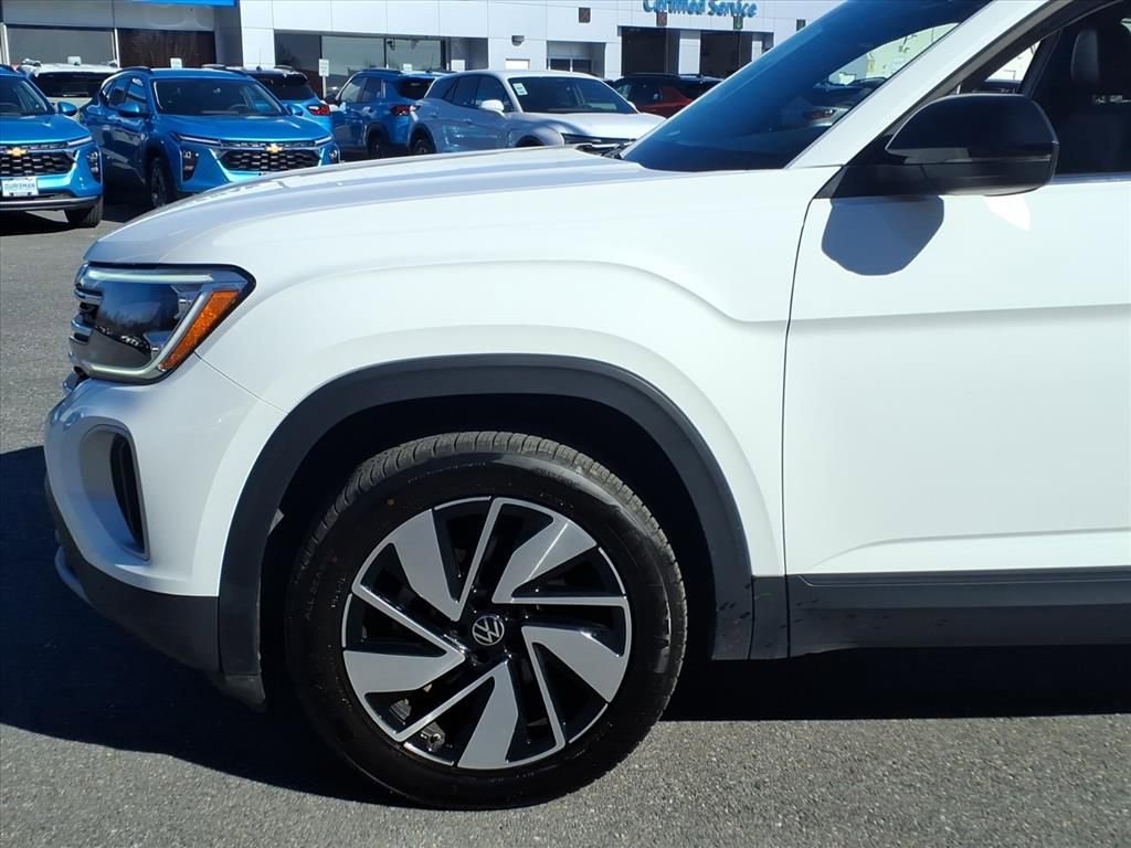 Used 2024 Volkswagen Atlas SE image 7