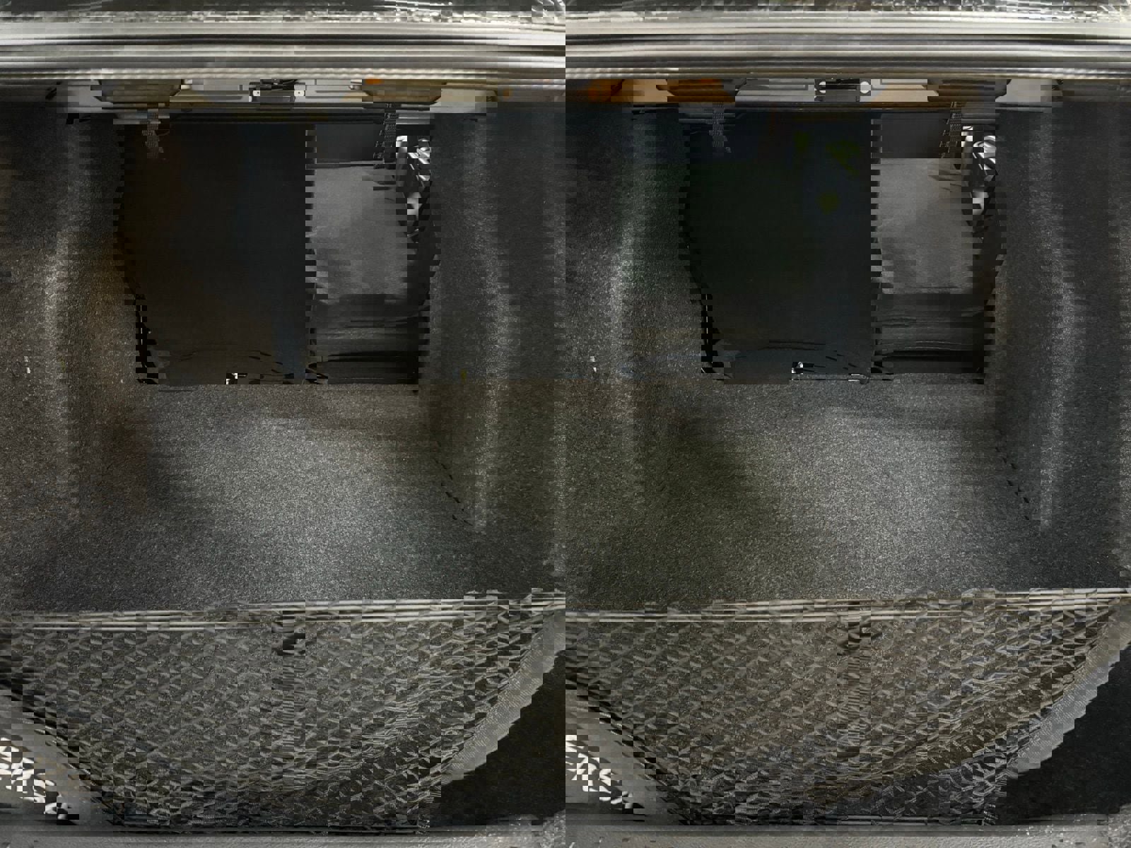 New 2025 Nissan Versa SR image 29