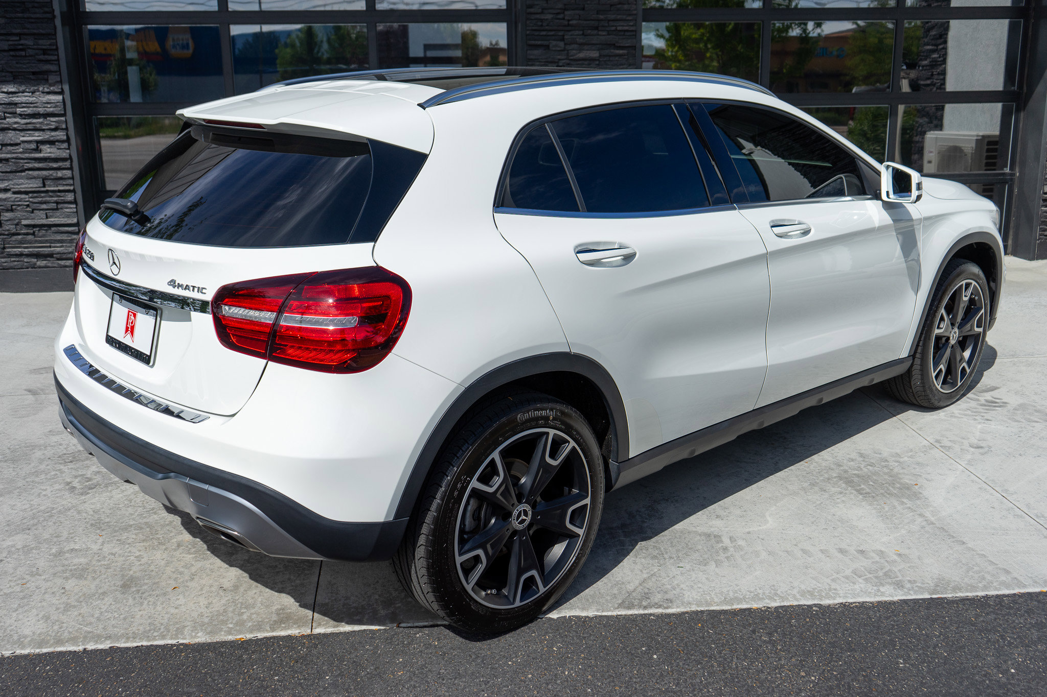 Used 2019 Mercedes-Benz GLA 250 4MATIC image 11