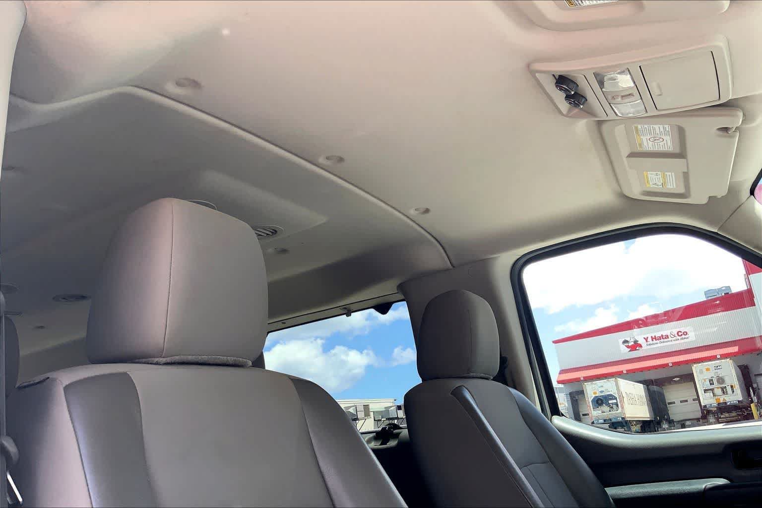 Used 2016 Nissan NV 3500 SV RWD image 29