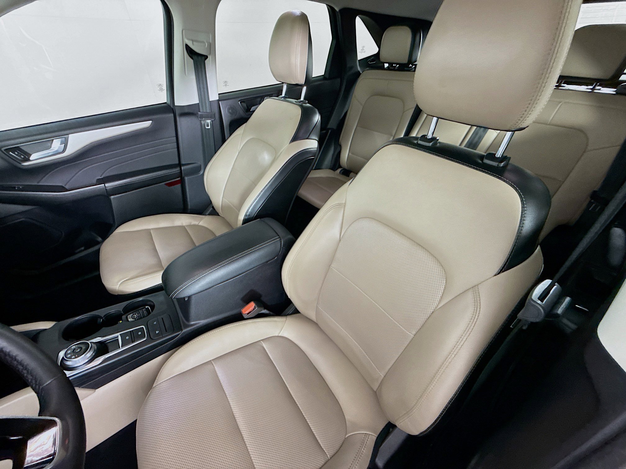 Used 2022 Ford Escape SEL w/ Technology Package image 25