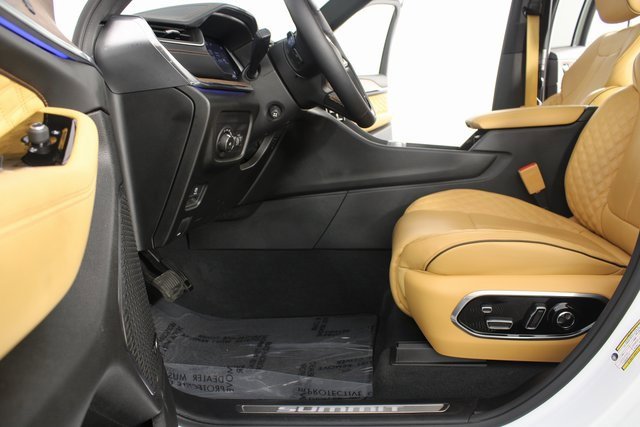 Used 2023 Jeep Grand Cherokee L Summit w/ Advanced Protech Group IV image 20