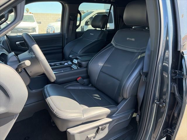 Used 2025 Ford Expedition Max Platinum w/ Stealth Performance Package image 12