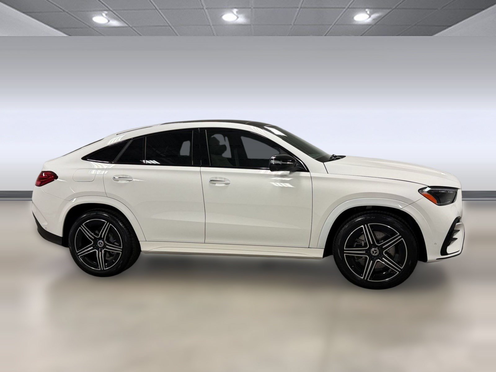 Used 2025 Mercedes-Benz GLE 450 4MATIC Coupe image 8