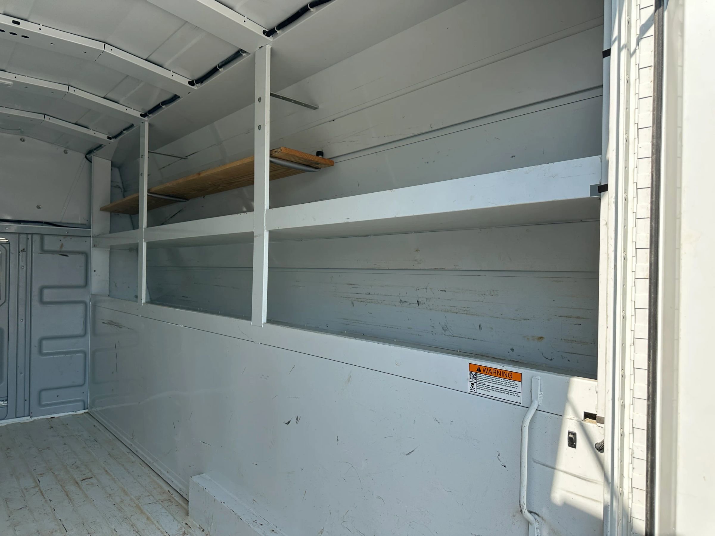 Used 2024 Ford E-450 and Econoline 450 Super Duty w/ Power Windows & Locks Group image 12