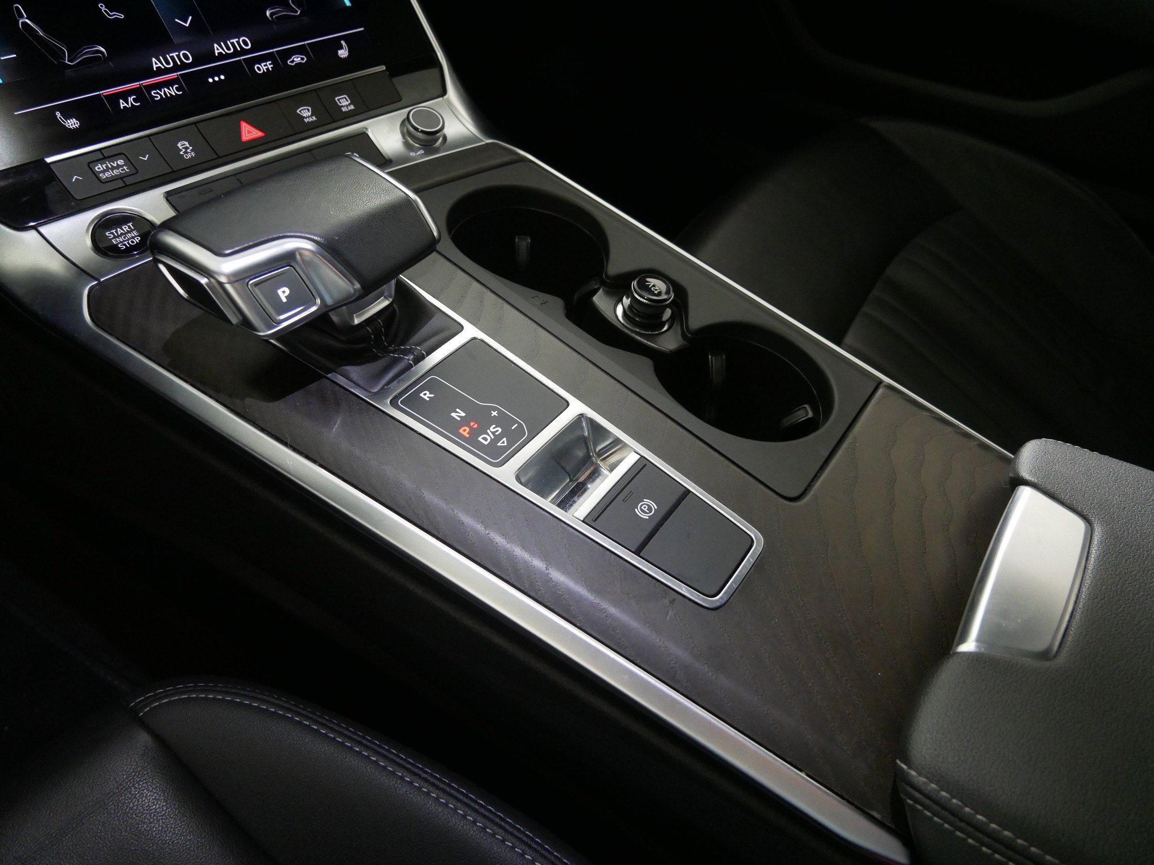 Used 2023 Audi A6 2.0T Premium image 24