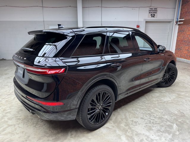 Used 2023 Lincoln Corsair Reserve w/ Equipment Group 201A image 5