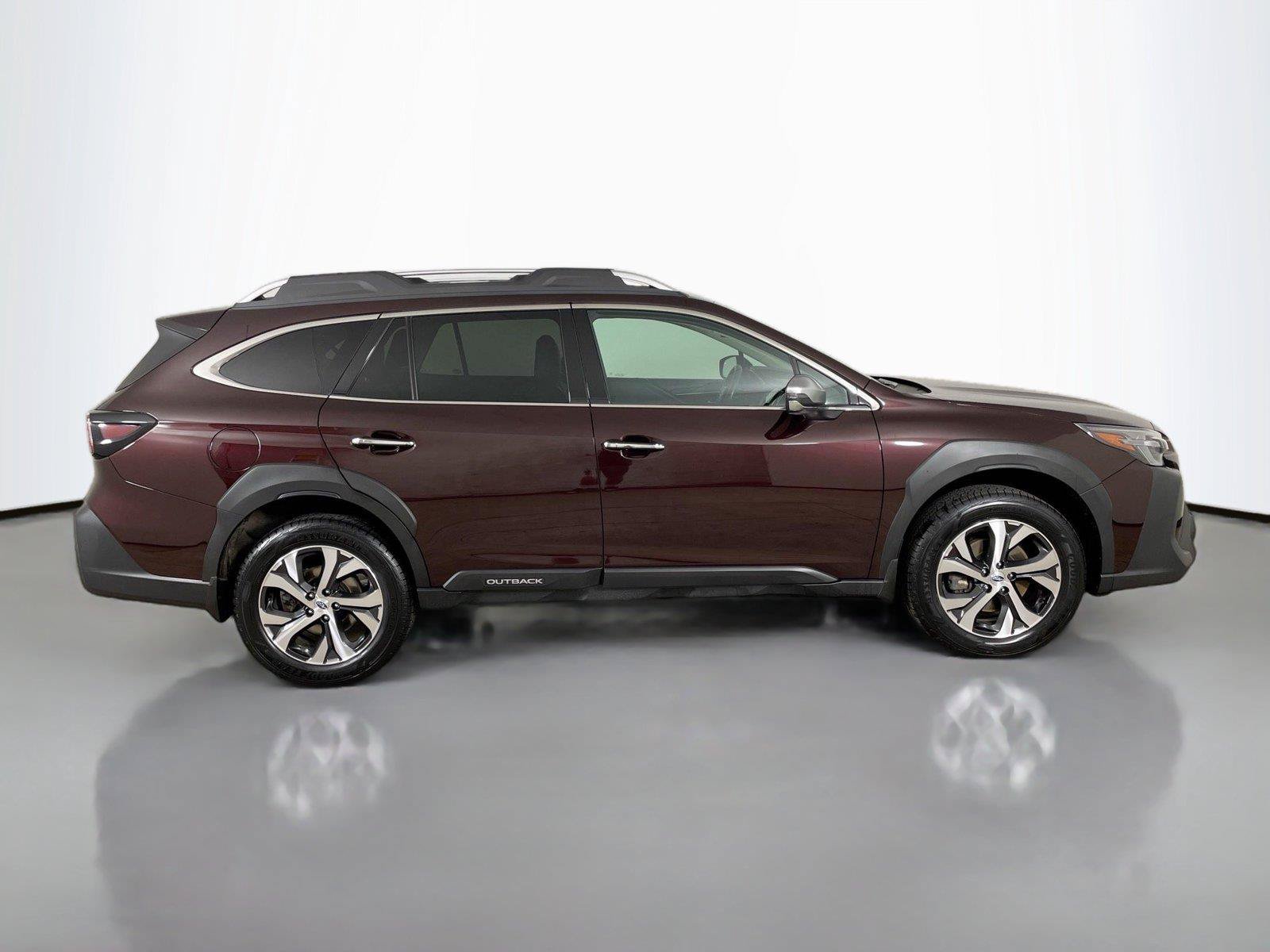Used 2023 Subaru Outback Touring XT AWD/4WD image 18