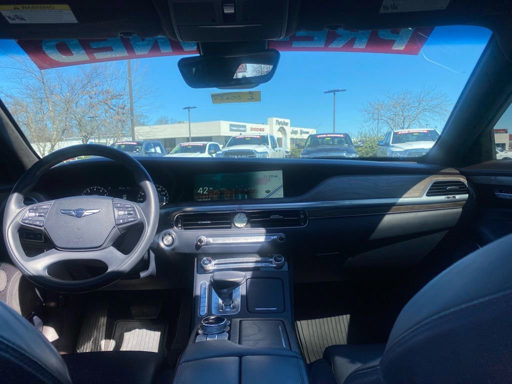 Used 2021 Genesis G90 3.3T Premium image 25